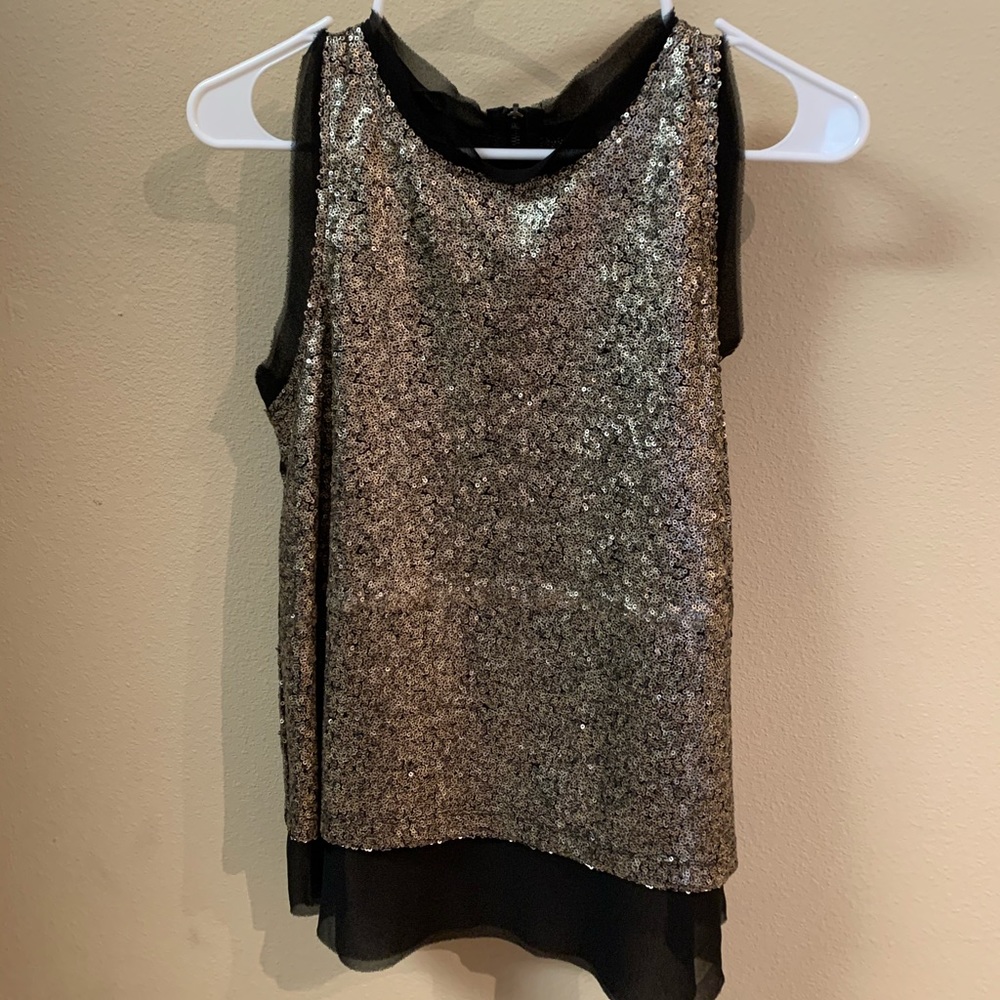 Sequin tank